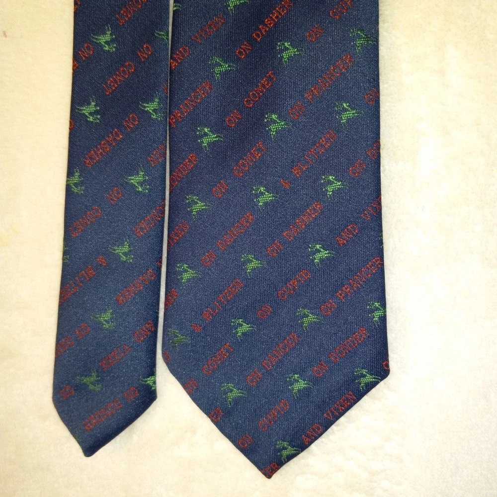 Gallery Originals NAVY Polyester CHRISTMAS HOLIDAY Reindeers names Necktie